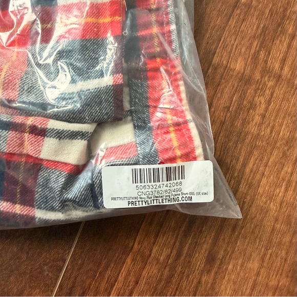 NWT PRETTYLITTLETHING Navy Plus Checked Long Pyjama Shorts - Picture 2 of 5